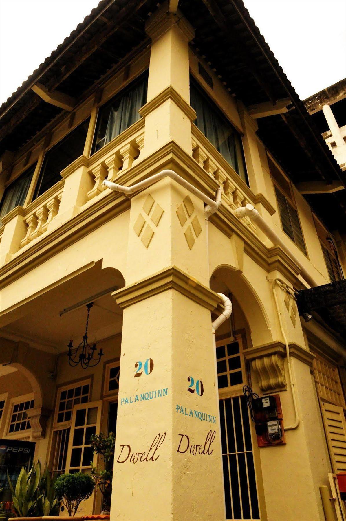 Palanquinn Heritage Suites George Town Eksteriør bilde